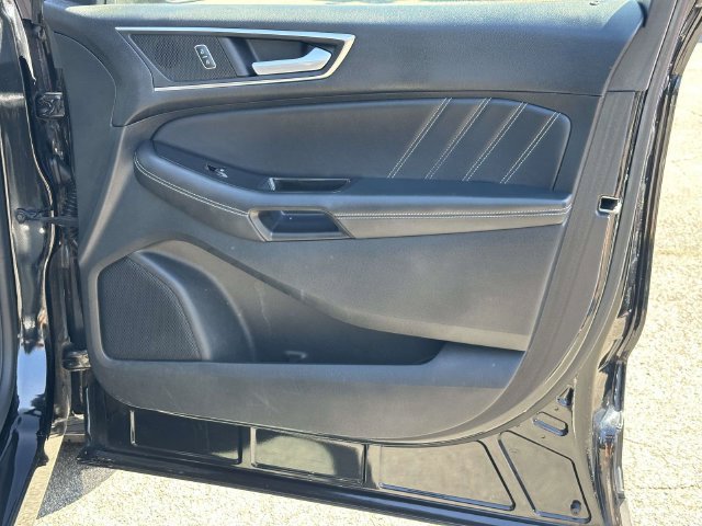 Used 2015 Ford Edge Sport w/ Equipment Group 401A AWD/4WD image 8