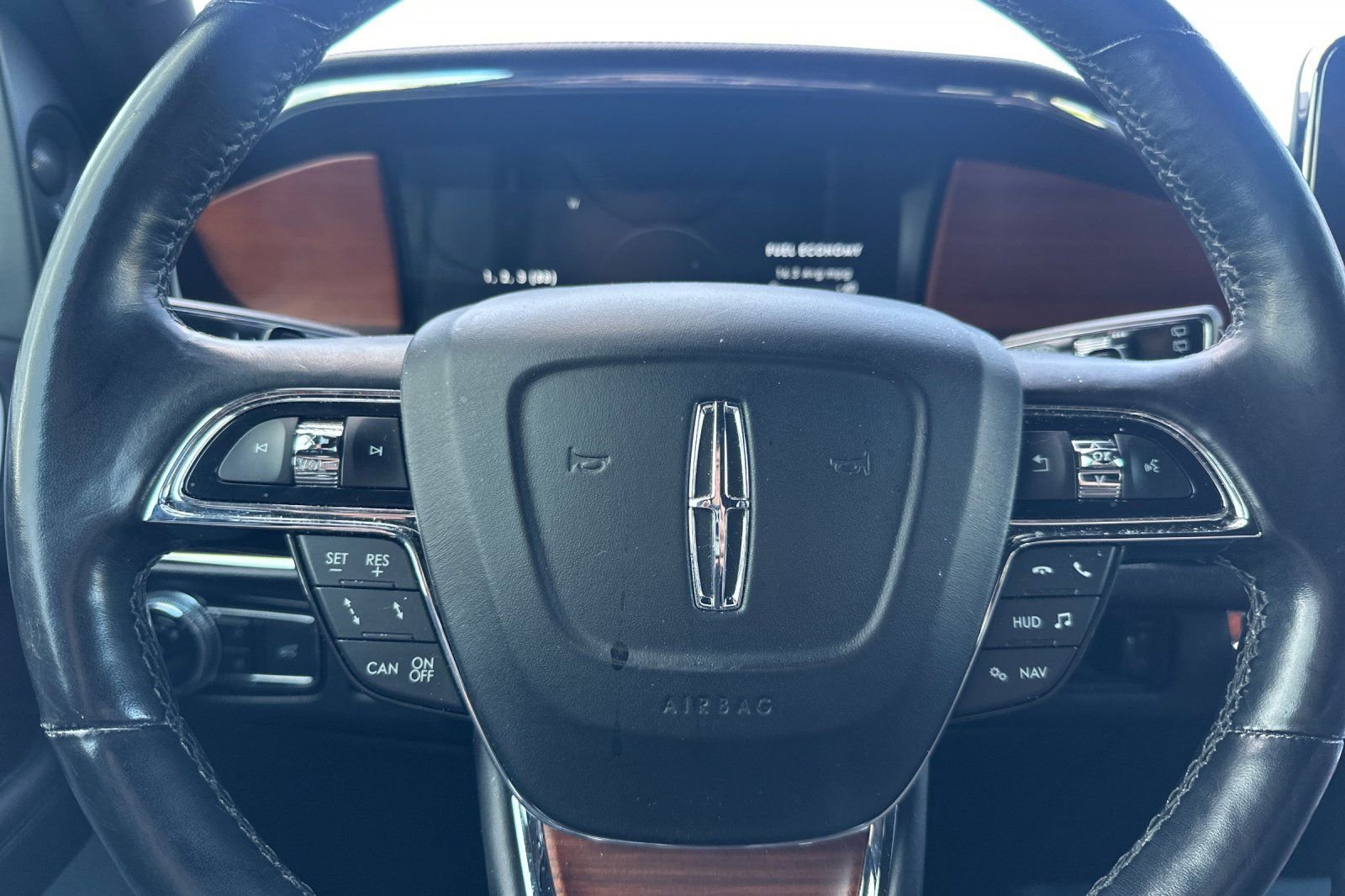 Used 2019 Lincoln Navigator L Reserve image 33