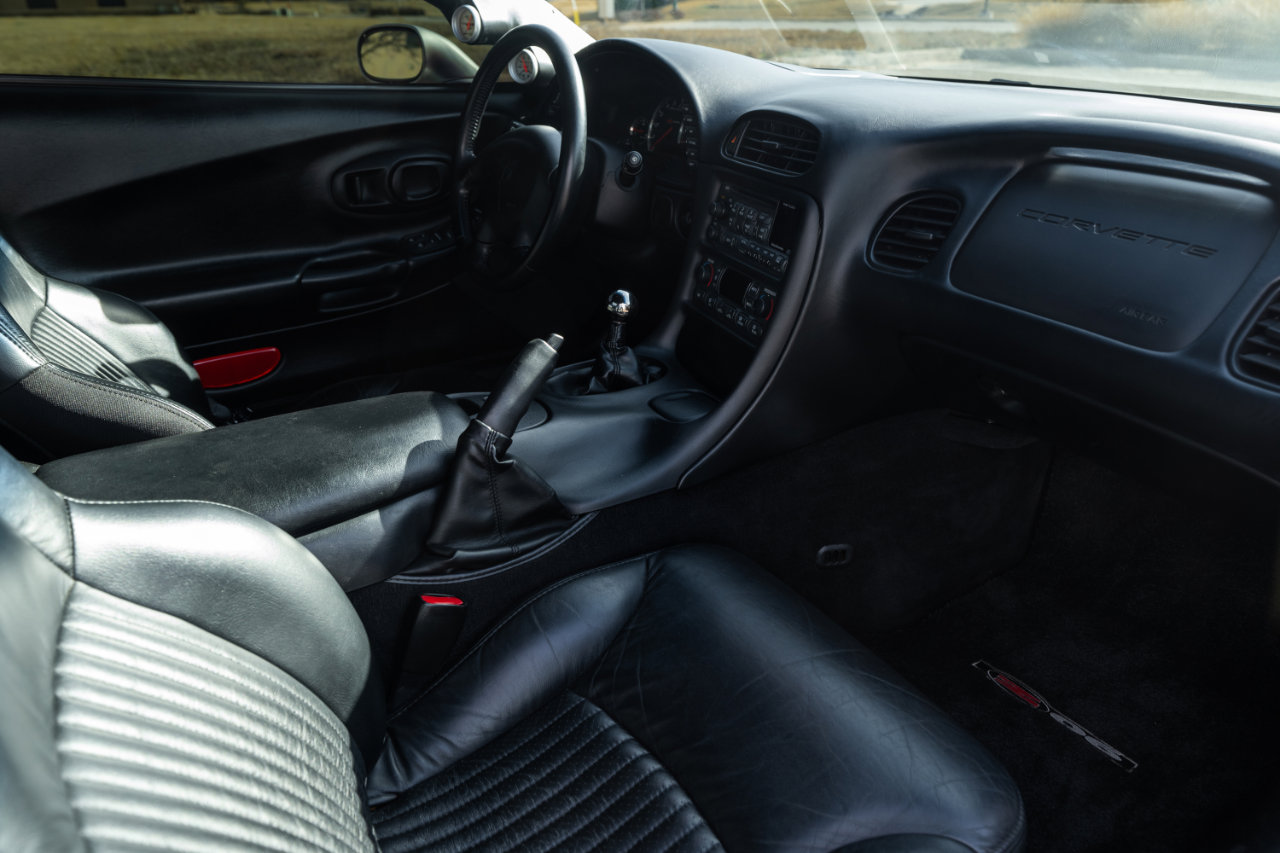 Used 2004 Chevrolet Corvette Z06 w/ Memory Package image 53