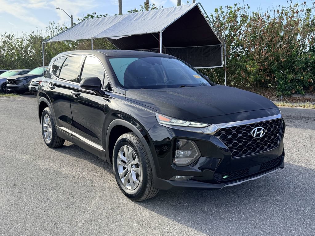 Used 2019 Hyundai Santa Fe SEL FWD image 2