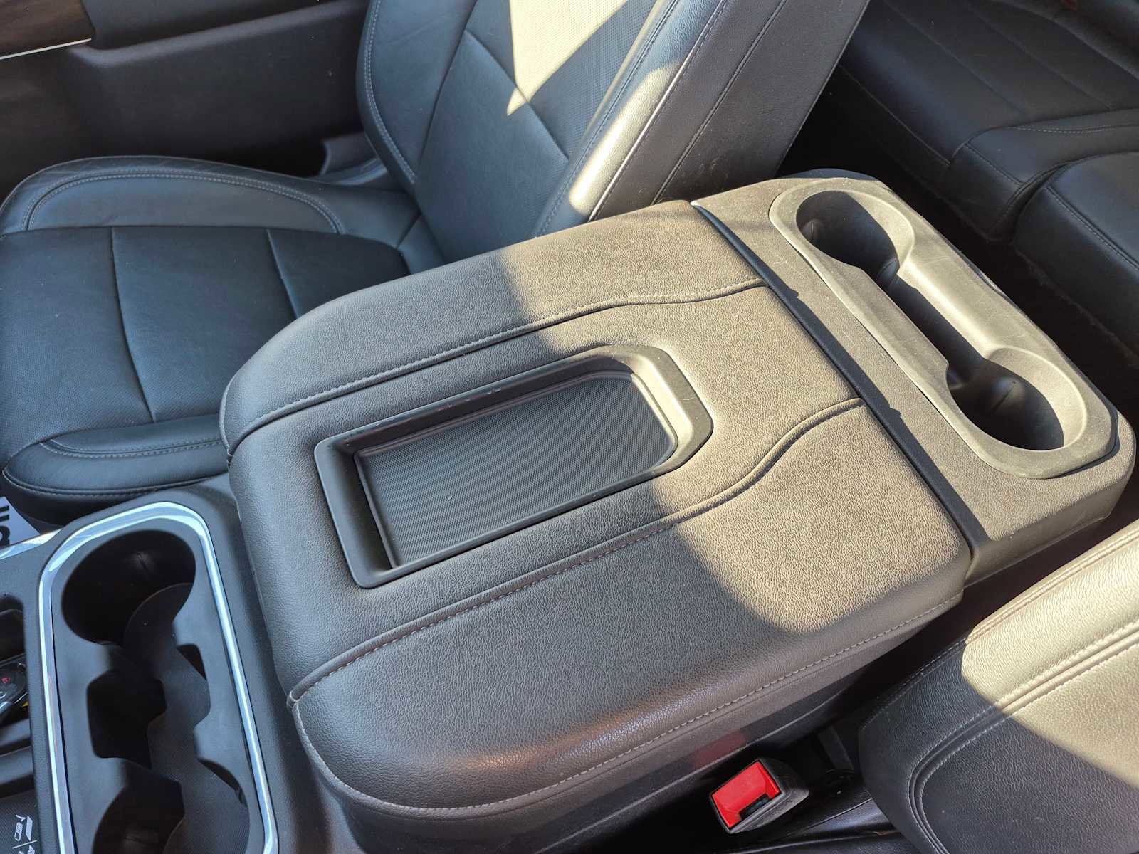 Used 2020 GMC Sierra 2500 SLT w/ Technology Package image 24