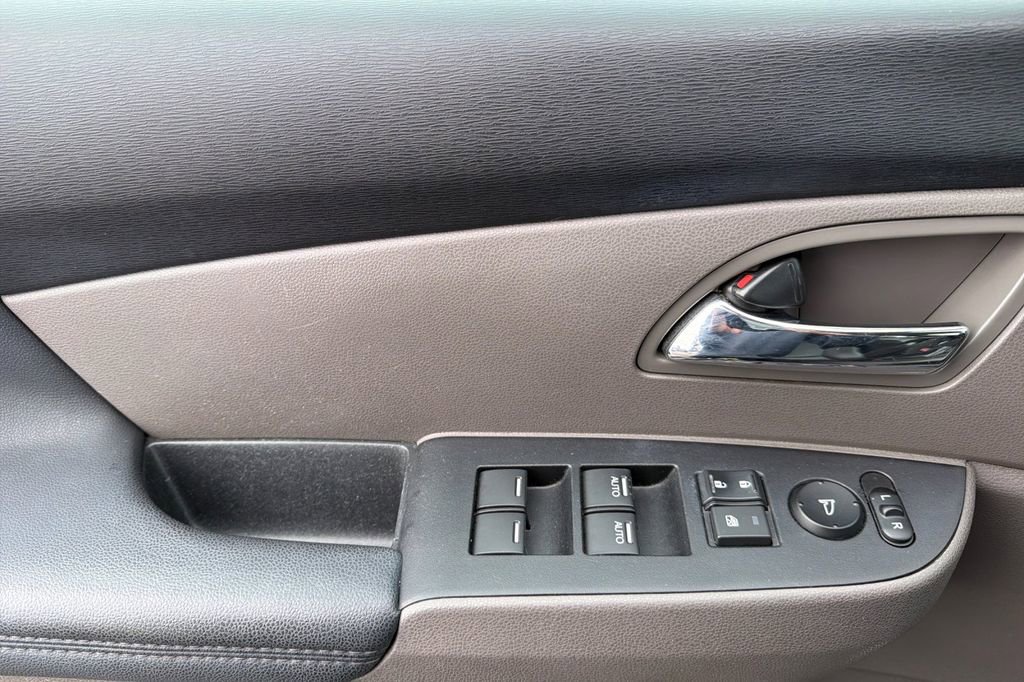 Used 2016 Honda Odyssey EX-L image 11