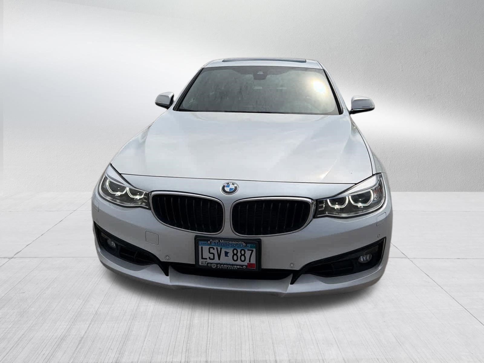 Used 2016 BMW 328i Gran Turismo xDrive image 2