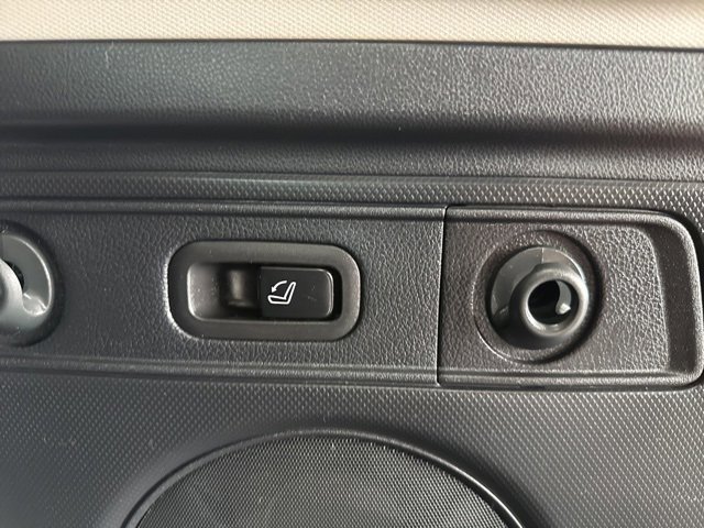 Used 2023 Subaru Forester Limited image 10