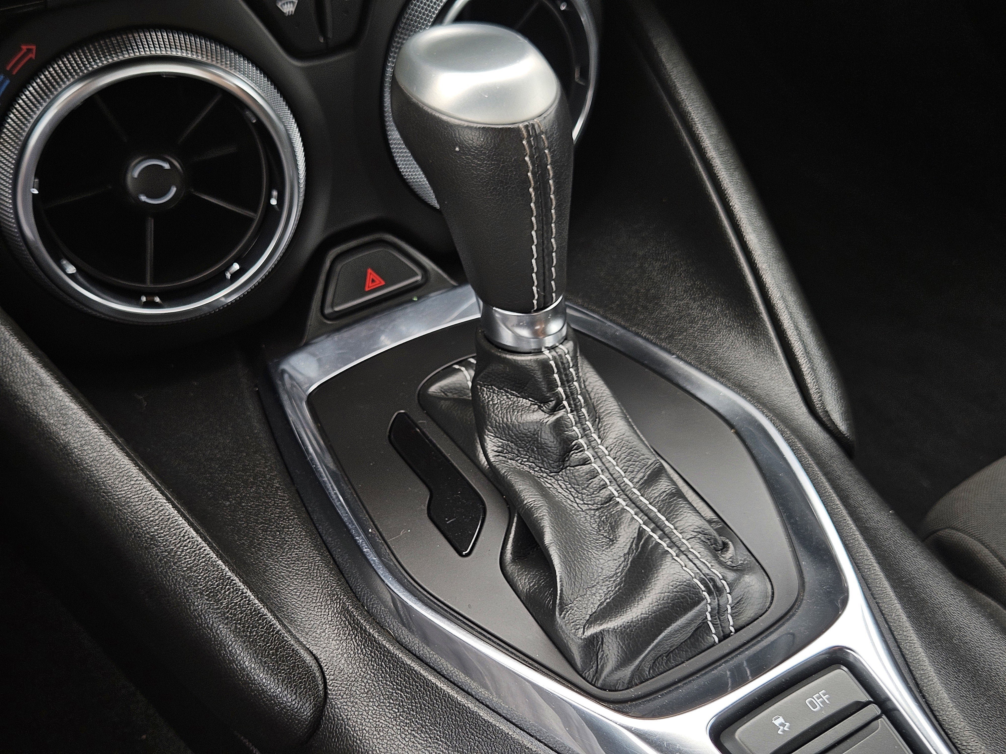 Used 2023 Chevrolet Camaro LT RWD image 19