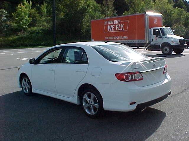 Used 2012 Toyota Corolla S FWD image 41