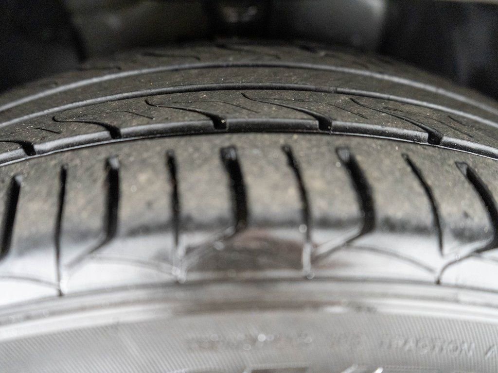 Used 2015 Chevrolet Malibu LT image 31