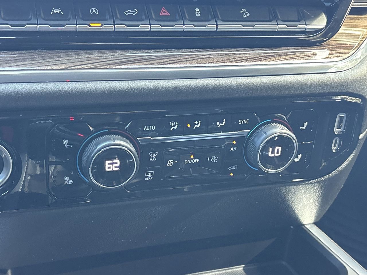 Used 2023 Chevrolet Silverado 1500 RST w/ Z71 Off-Road Package image 23