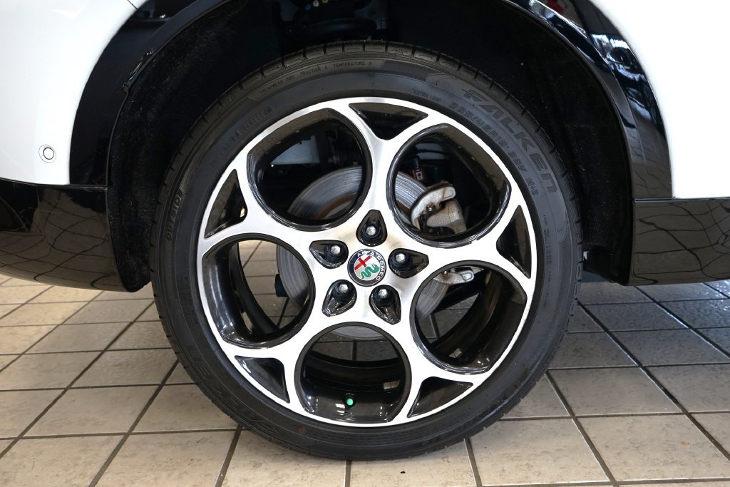 Used 2024 Alfa Romeo Tonale Ti w/ Active Assist Package AWD/4WD image 59