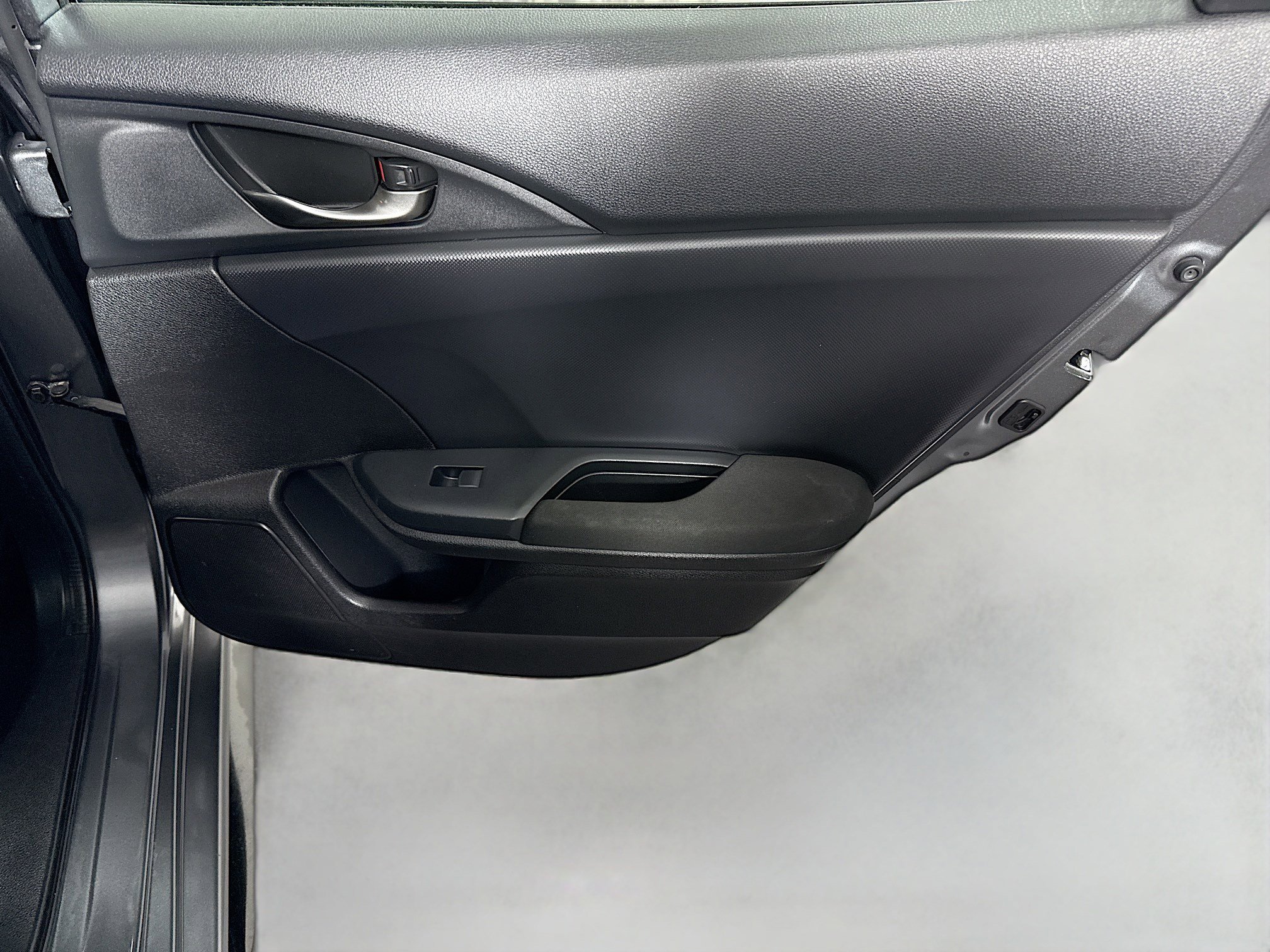 Used 2018 Honda Civic Sport image 27