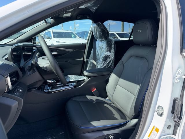 New 2026 Buick Envista Sport Touring w/ Convenience I Package FWD image 9