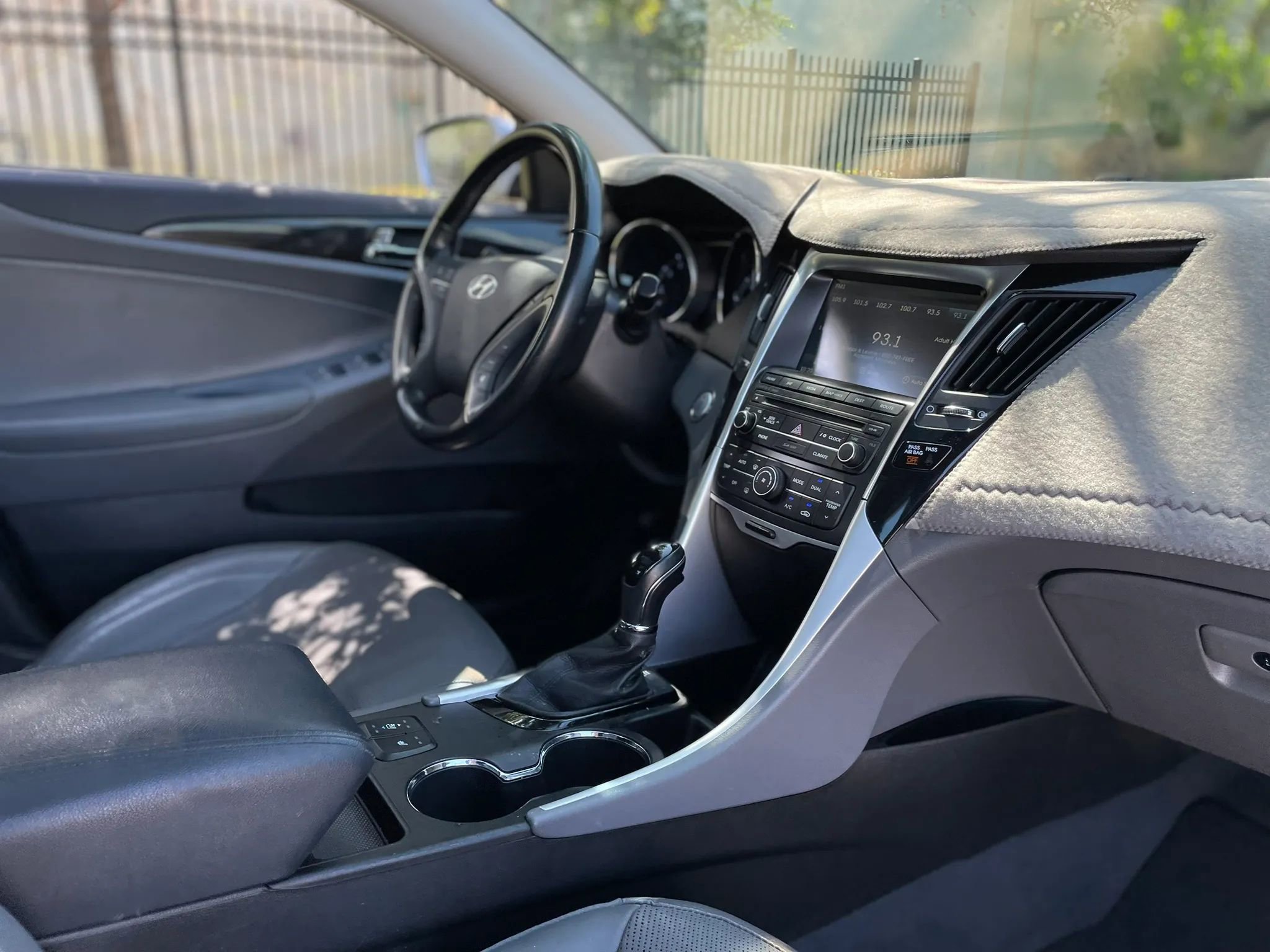 Used 2014 Hyundai Sonata Limited w/ Technology Package 05 FWD image 25