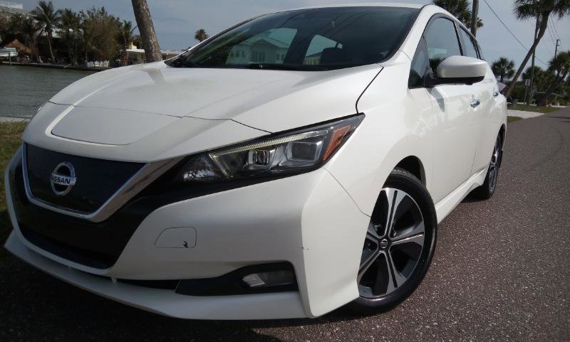 Used 2020 Nissan Leaf SV w/ SV Technology Package FWD image 13