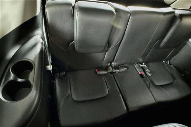 Used 2024 Nissan Armada SL w/ Captain's Chairs Package RWD image 26
