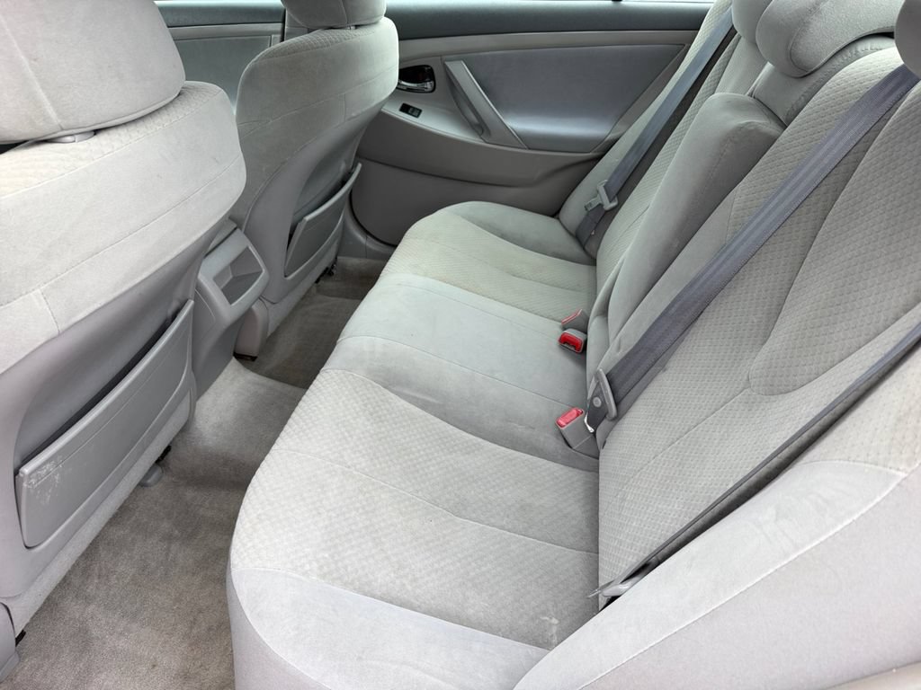 Used 2009 Toyota Camry FWD image 13