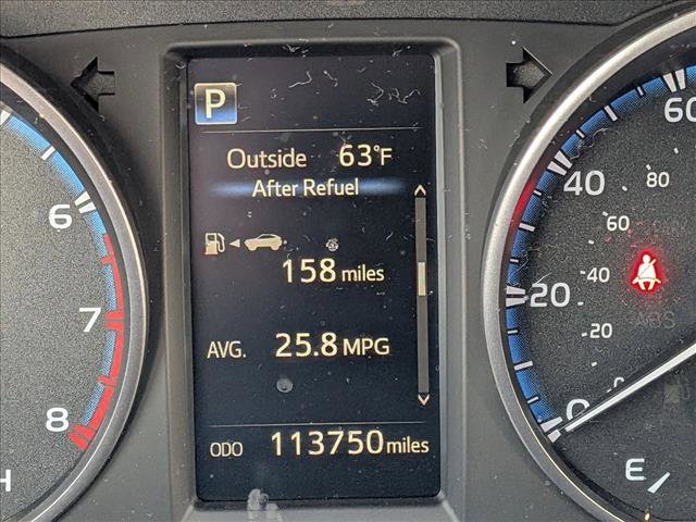 Used 2018 Toyota RAV4 LE w/ Carpet Mat Package image 11