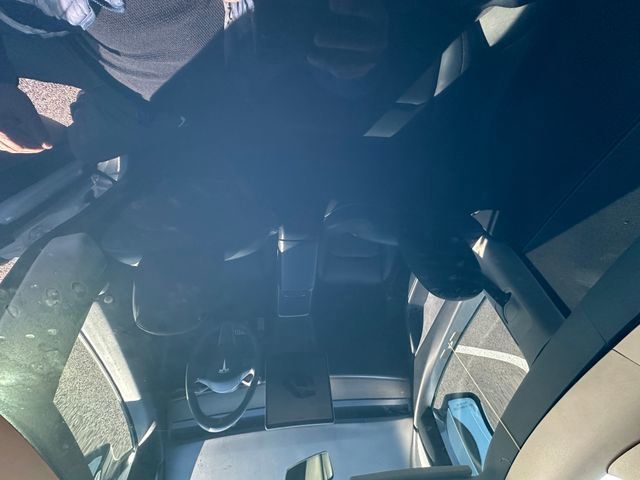 Used 2022 Tesla Model Y Performance image 16