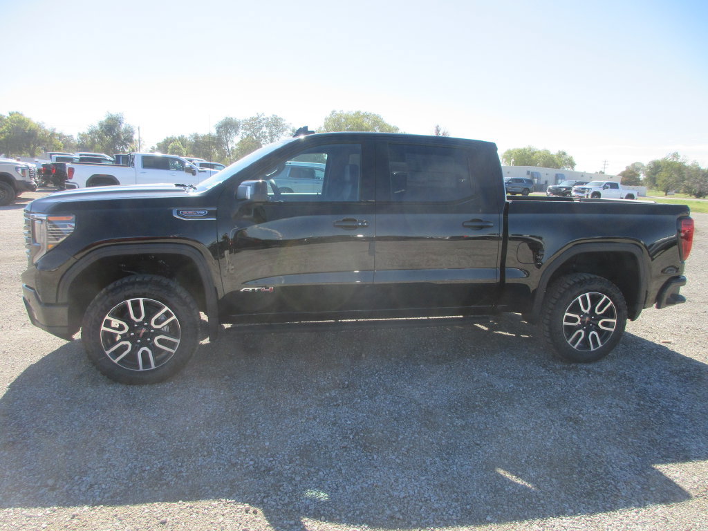 New 2026 GMC Sierra 1500 AT4 w/ AT4 Premium Package AWD/4WD image 9