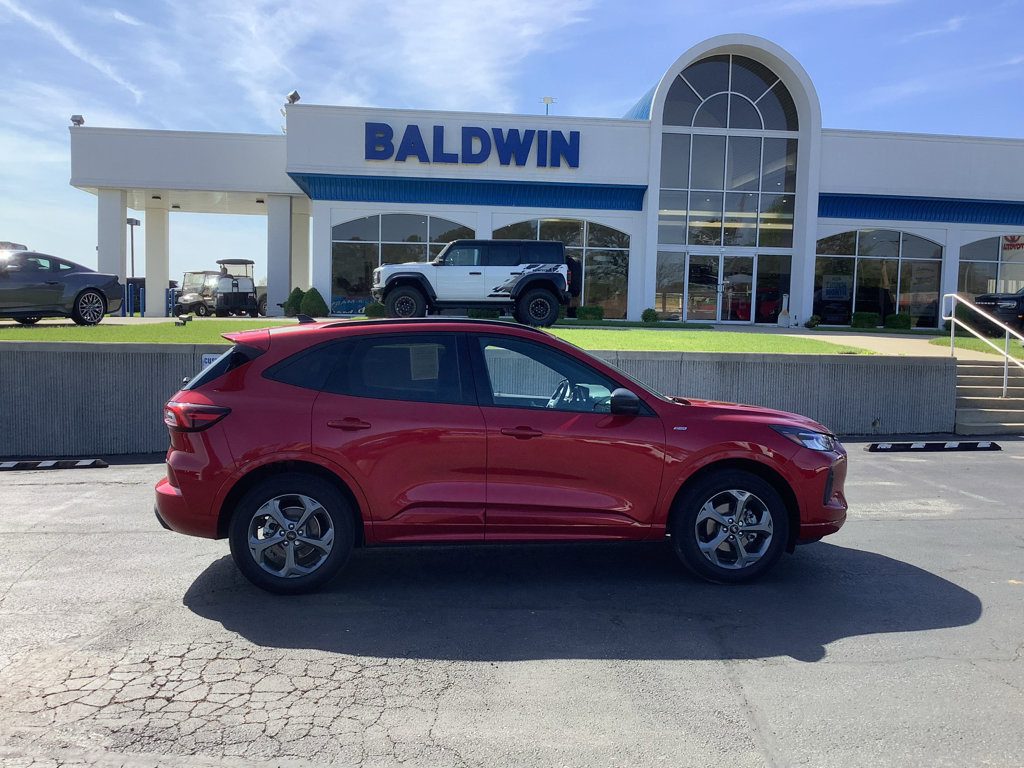 Used 2024 Ford Escape ST-Line w/ Tech Pack #1 image 9