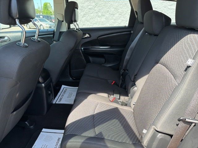 Used 2018 Dodge Journey SE FWD image 15