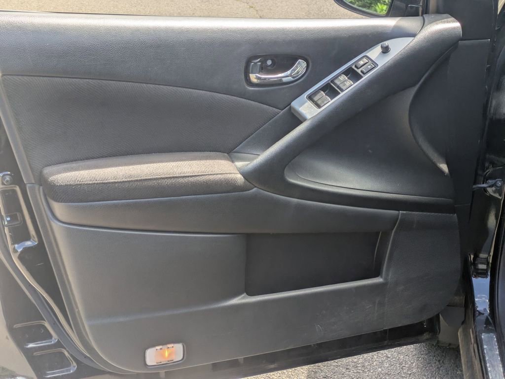 Used 2014 Nissan Murano S AWD/4WD image 8
