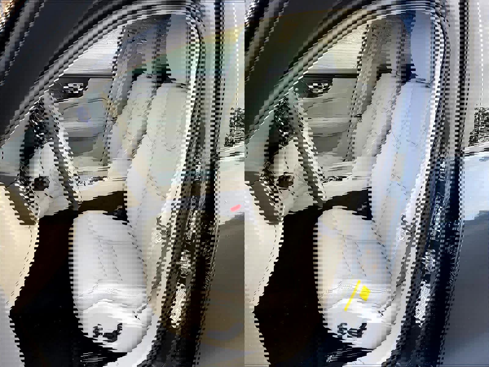 New 2026 Volvo V60 B5 Cross Country Plus w/ Climate Package image 11