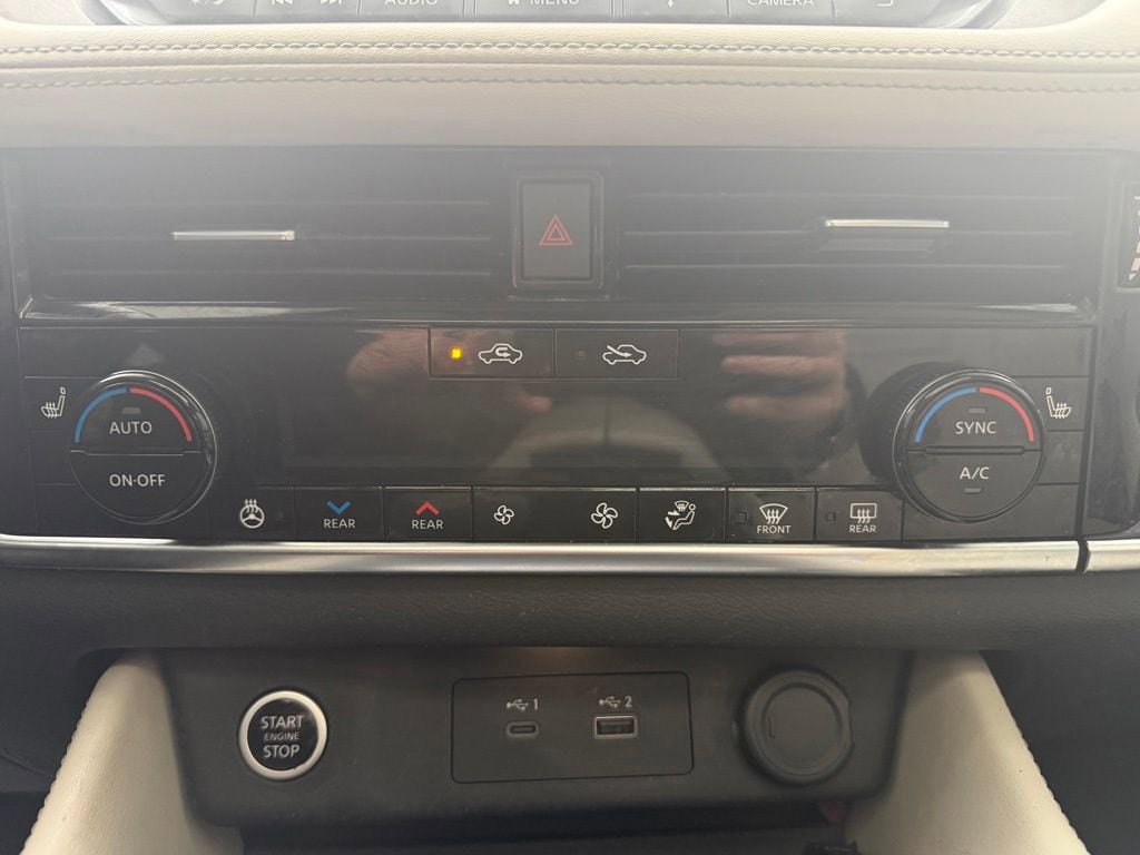 Used 2021 Nissan Rogue SL AWD/4WD image 29