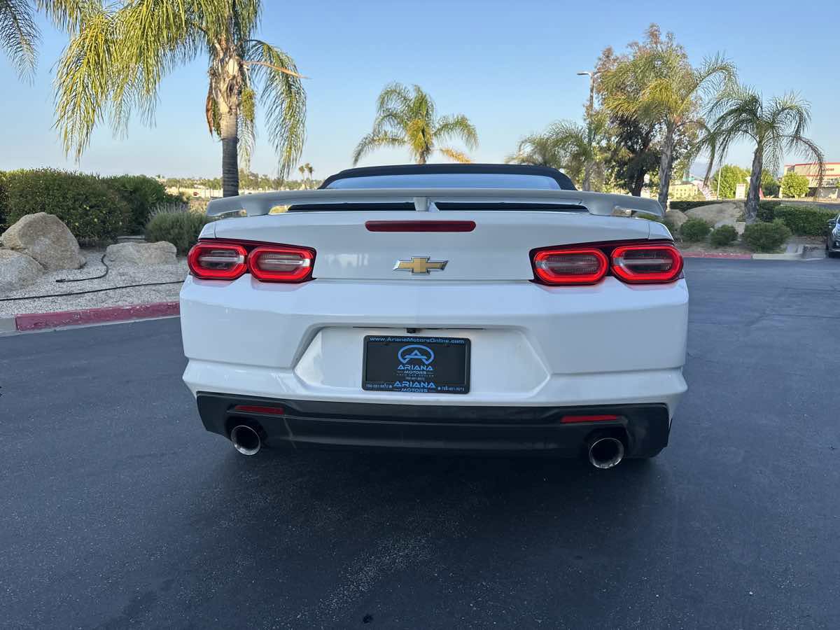 Used 2020 Chevrolet Camaro LT image 12