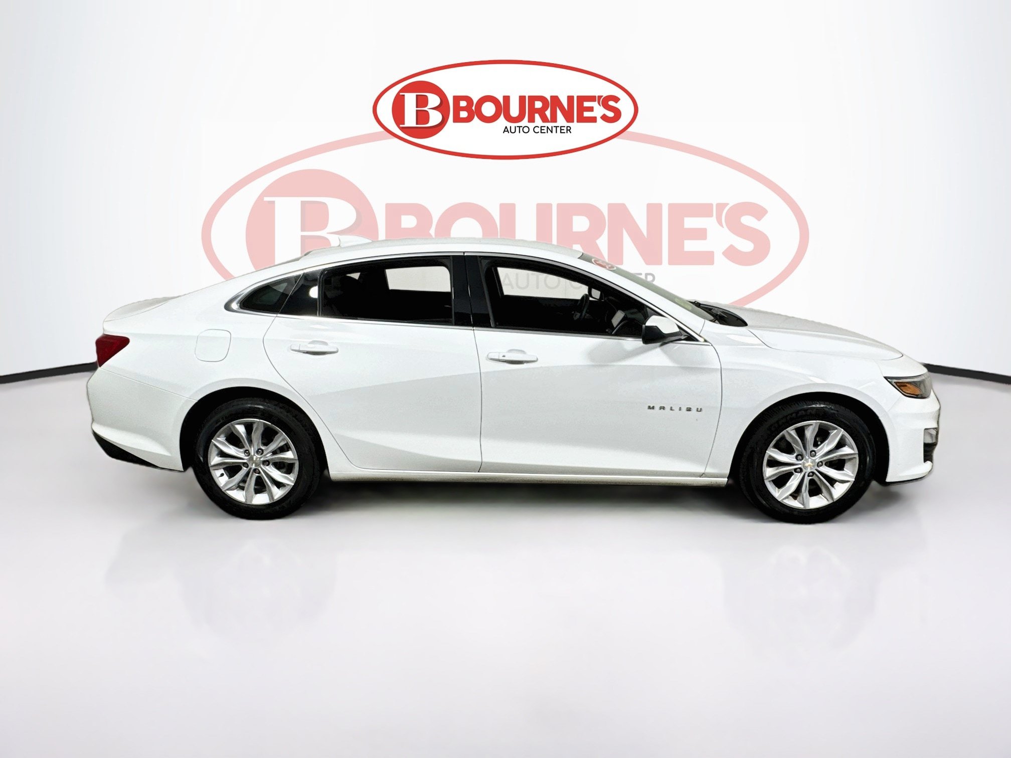 Used 2025 Chevrolet Malibu LT FWD image 11