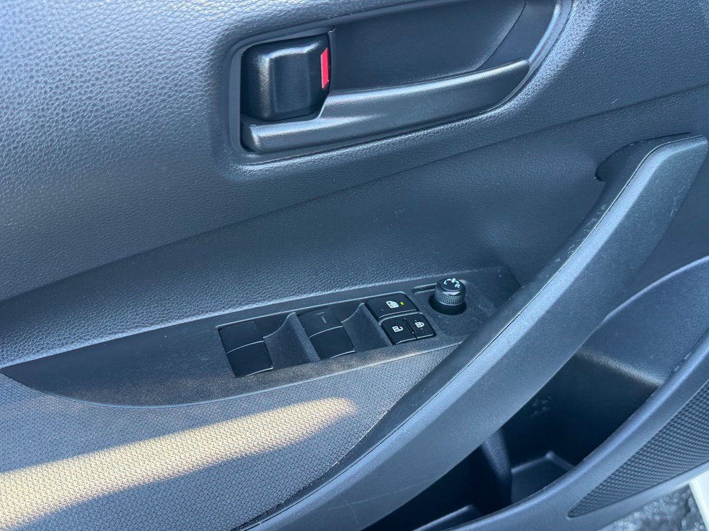 Used 2022 Toyota Corolla LE FWD image 34