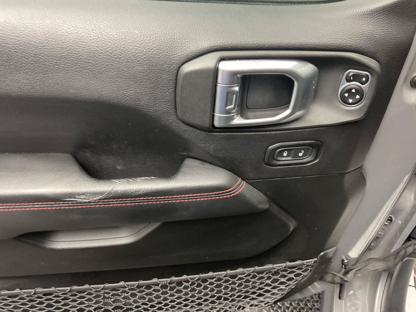 Used 2020 Jeep Wrangler Unlimited Rubicon AWD/4WD image 10