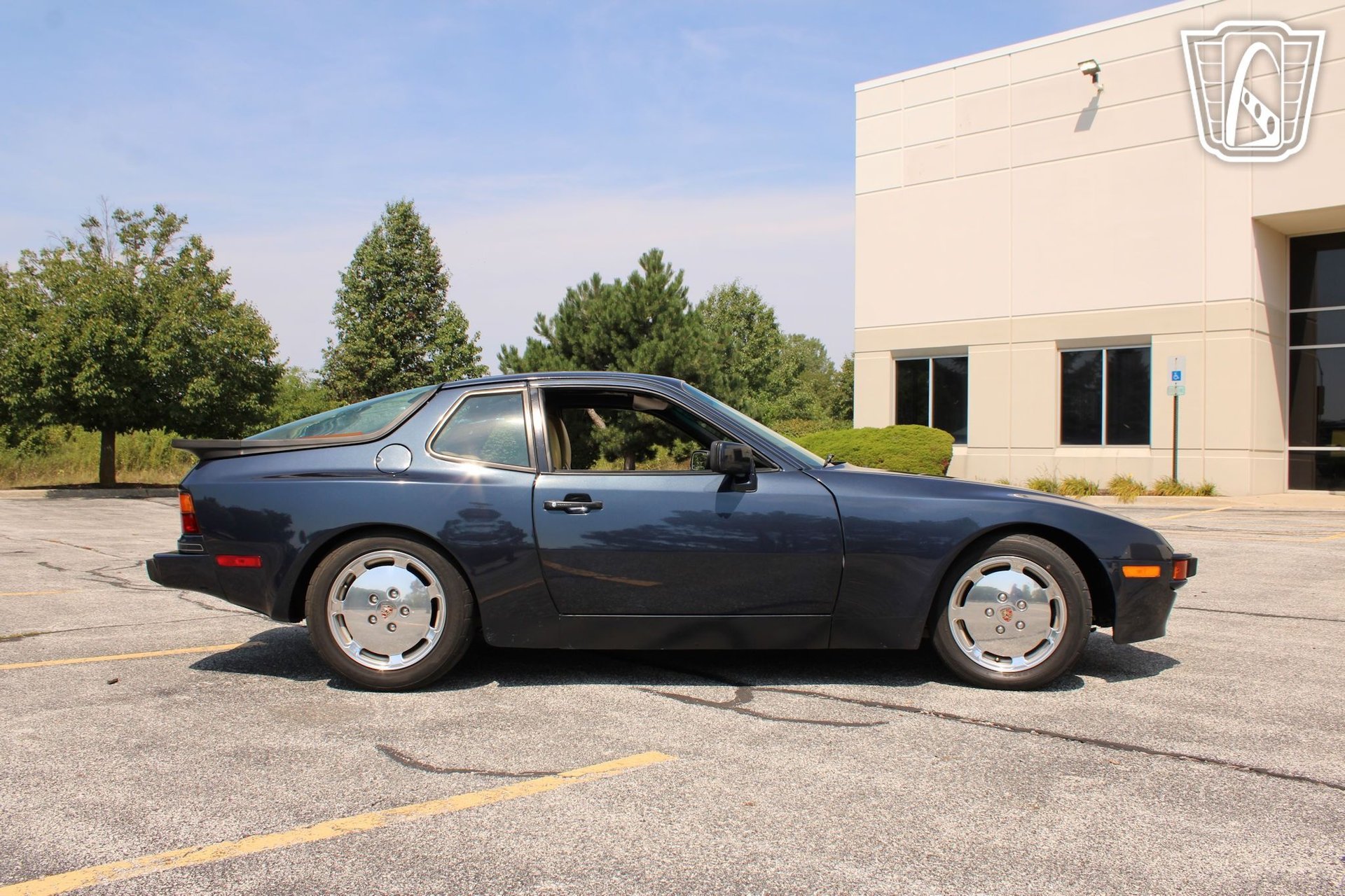 Used 1987 Porsche 944 S RWD image 38