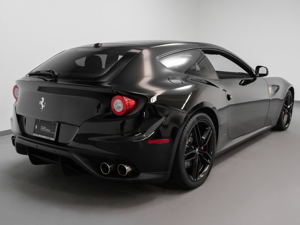Certified 2015 Ferrari FF image 32