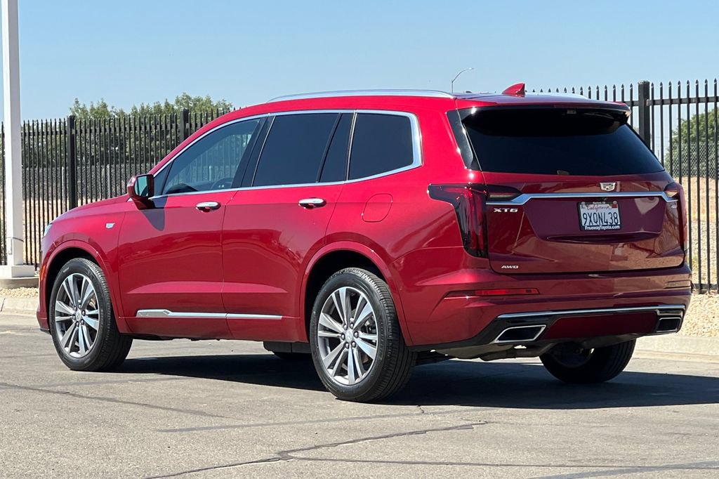 Used 2020 Cadillac XT6 Premium Luxury w/ Platinum Package AWD/4WD image 7