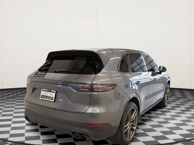 Used 2023 Porsche Cayenne image 4