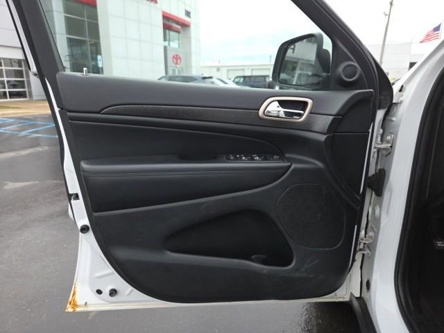 Used 2015 Jeep Grand Cherokee Laredo w/ Quick Order Package 23E image 11