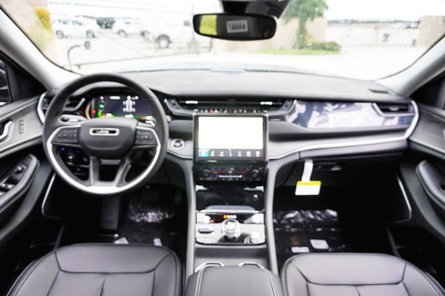 New 2023 Jeep Grand Cherokee Limited 4xe image 23