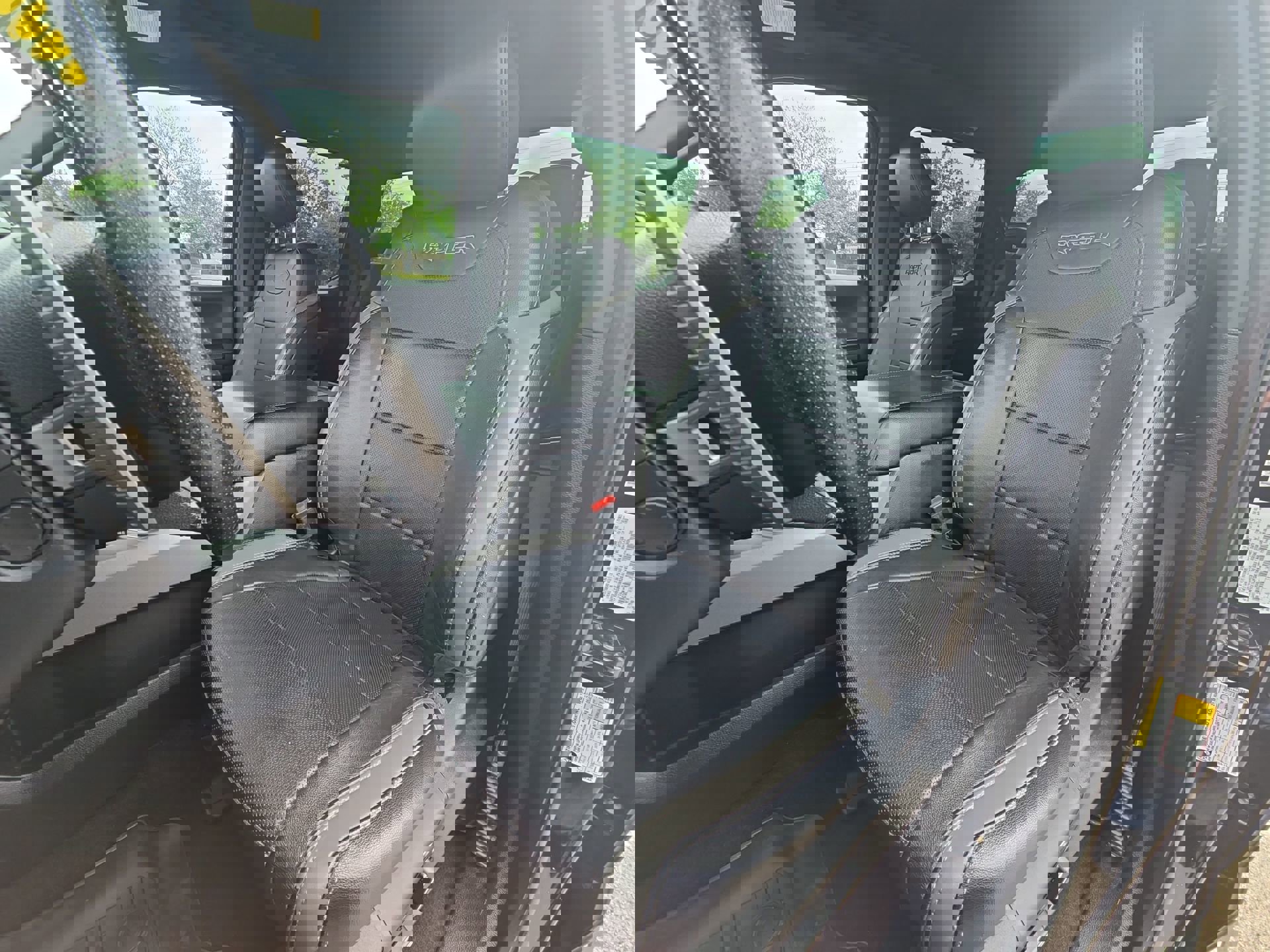 Used 2018 Ford F150 Raptor w/ Equipment Group 802A Luxury image 11