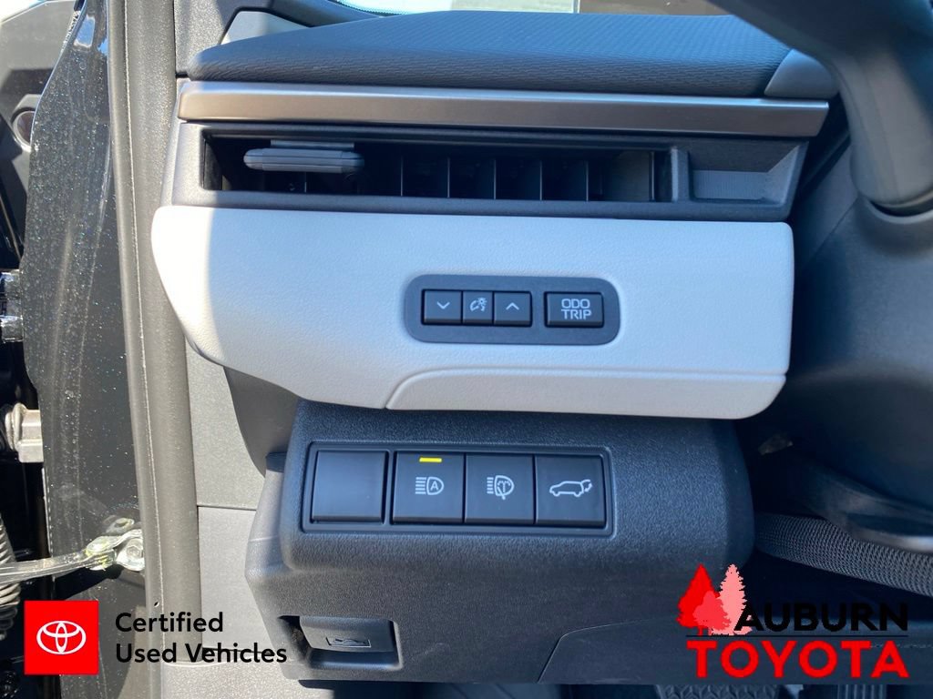 Used 2026 Toyota bZ AWD/4WD image 38