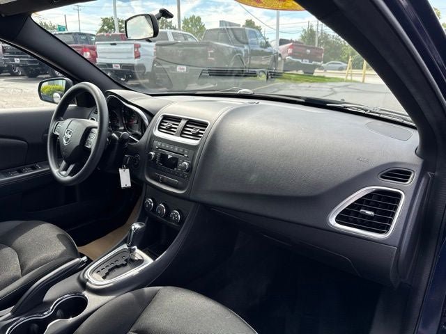 Used 2014 Dodge Avenger SE FWD image 26