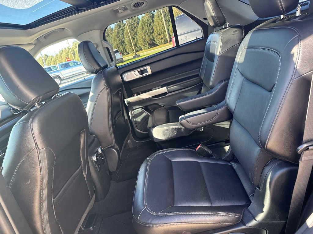 Certified 2023 Ford Explorer Limited w/ Limited Technology Package AWD/4WD image 23