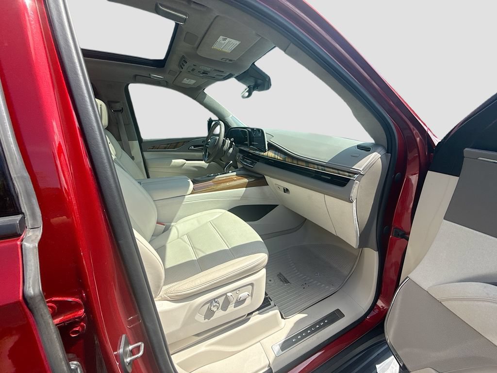 Used 2021 Cadillac Escalade Sport Platinum AWD/4WD image 32