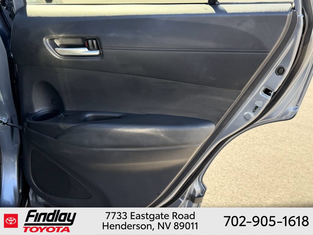 Certified 2025 Toyota Corolla Cross XLE FWD image 17