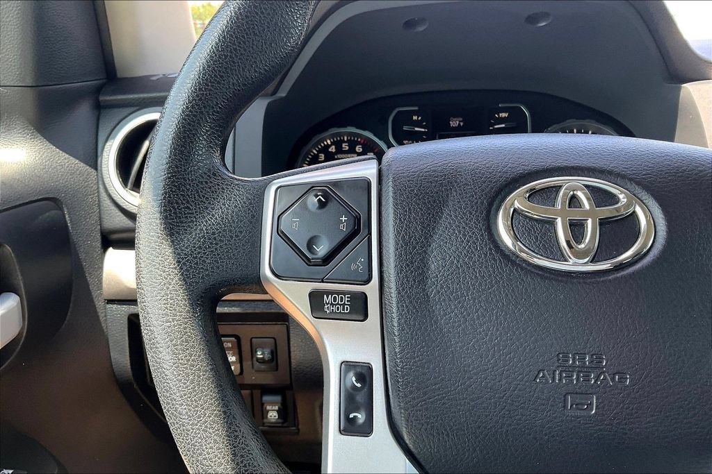 Used 2021 Toyota Tundra SR5 w/ Convenience Package AWD/4WD image 10