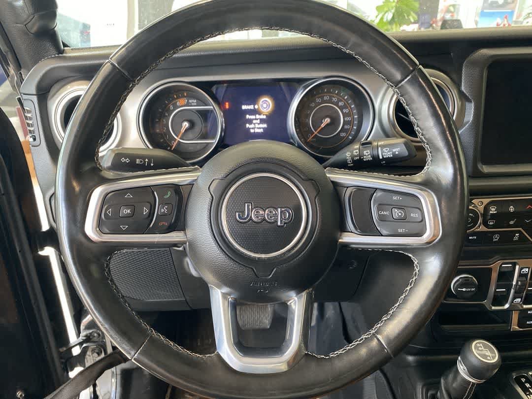 Used 2022 Jeep Wrangler Unlimited Sahara w/ LED Lighting Group AWD/4WD image 15