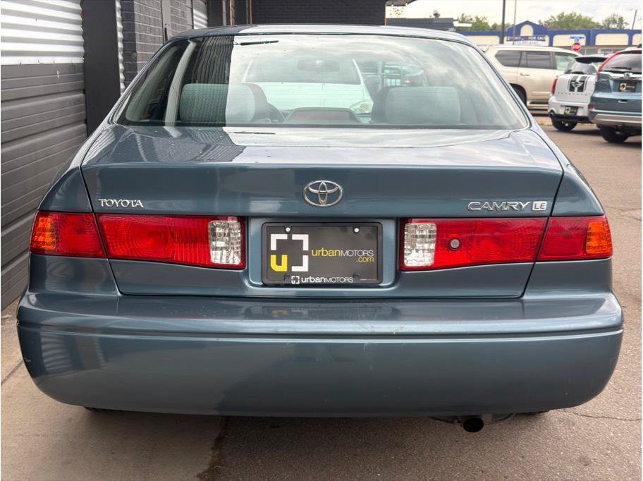 Used 2001 Toyota Camry LE FWD image 8