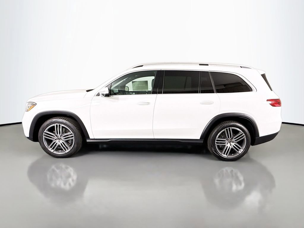 Used 2026 Mercedes-Benz GLS 450 4MATIC image 4