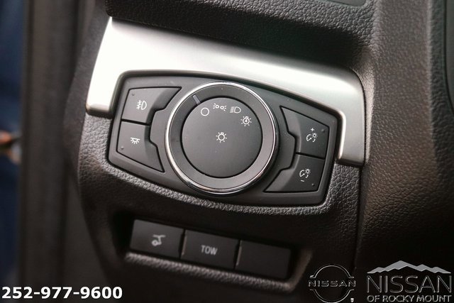 Used 2018 Ford Explorer XLT w/ Equipment Group 202A image 27