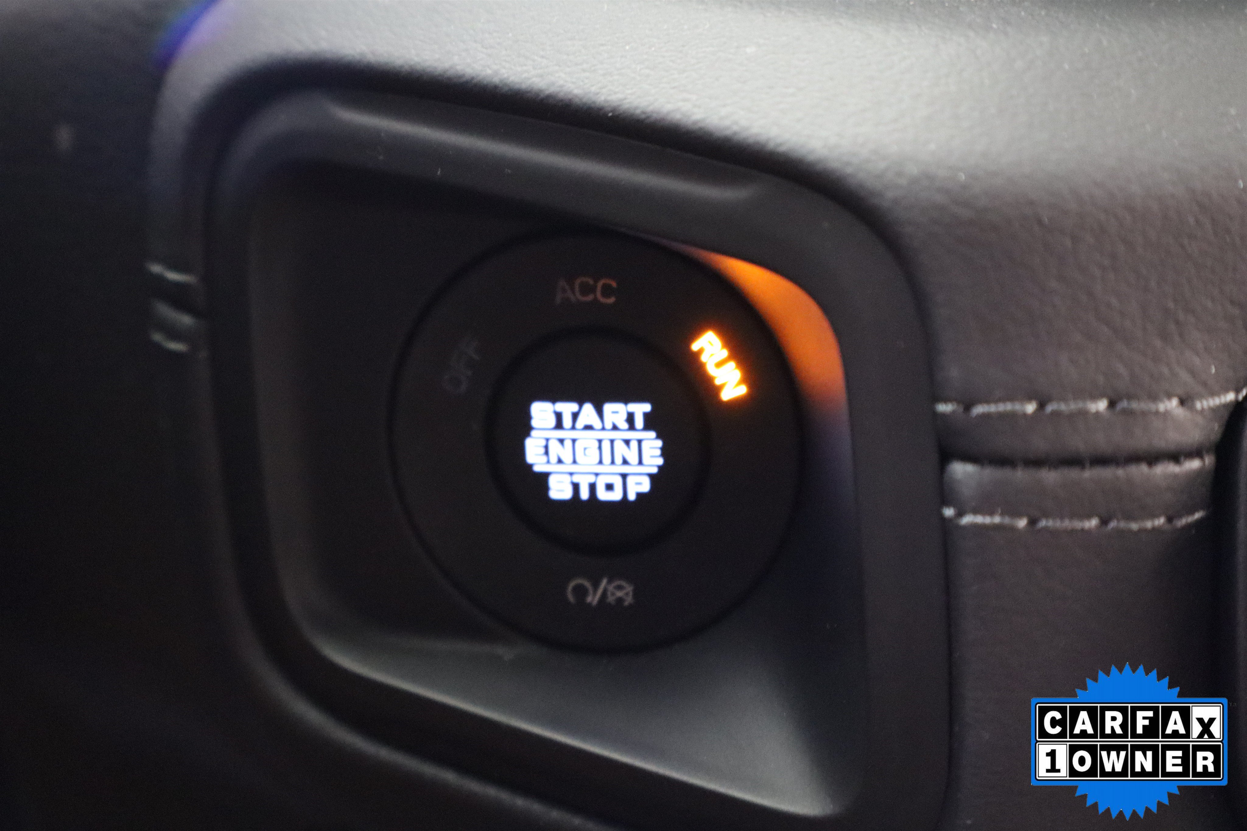 Used 2025 Jeep Gladiator Mojave w/ Safety Group AWD/4WD image 34