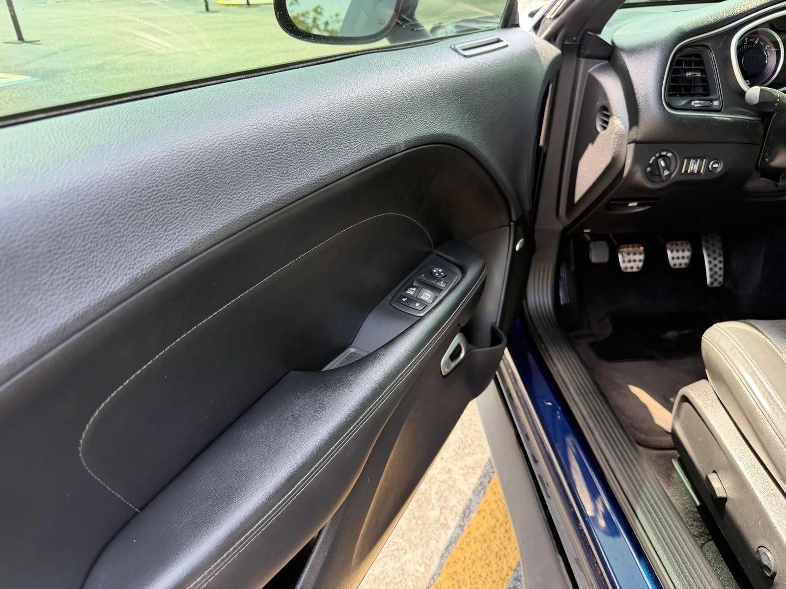Used 2016 Dodge Challenger R/T Plus RWD image 10